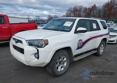 2020 Toyota 4Runner Sr5 z USA, uszkodzony, nr VIN JTEBU5JR4L5772818
